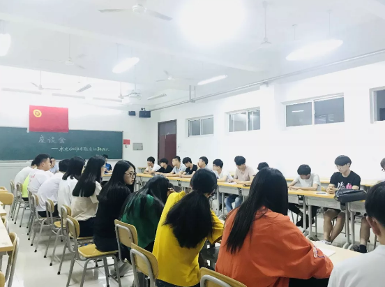 QQ截图20180605092937.png QQ截图20180605092937.png